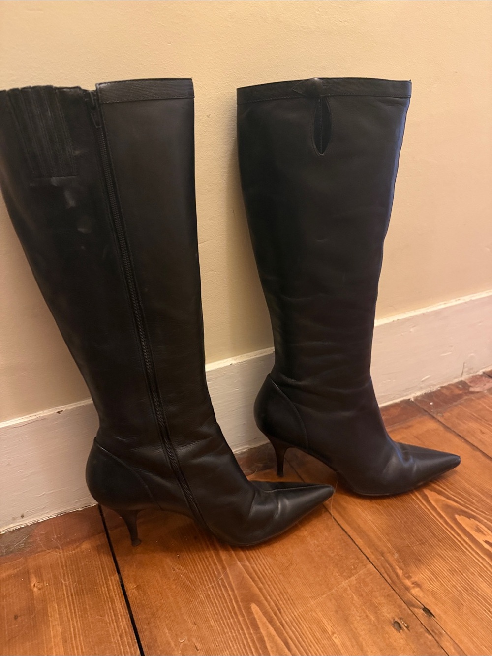 Ann Taylor Black Pointed-Toe Knee-High Leather Heeled Boots